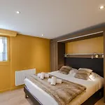 Chic Avec Sauna Et Parking Au Centre De - Fr-1-343-190 * Chamonix