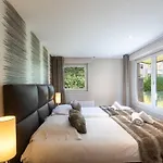 Chic Avec Sauna Et Parking Au Centre De - Fr-1-343-190 Chamonix