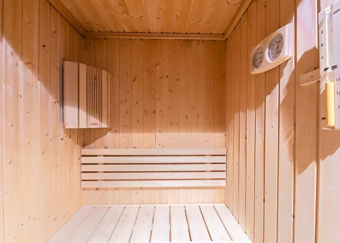 Spacieux Avec Sauna Au Centre De - Fr-1-343-190 Chamonix